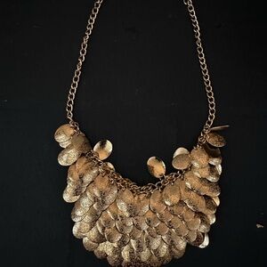 Elegant Gold Statement Necklace
